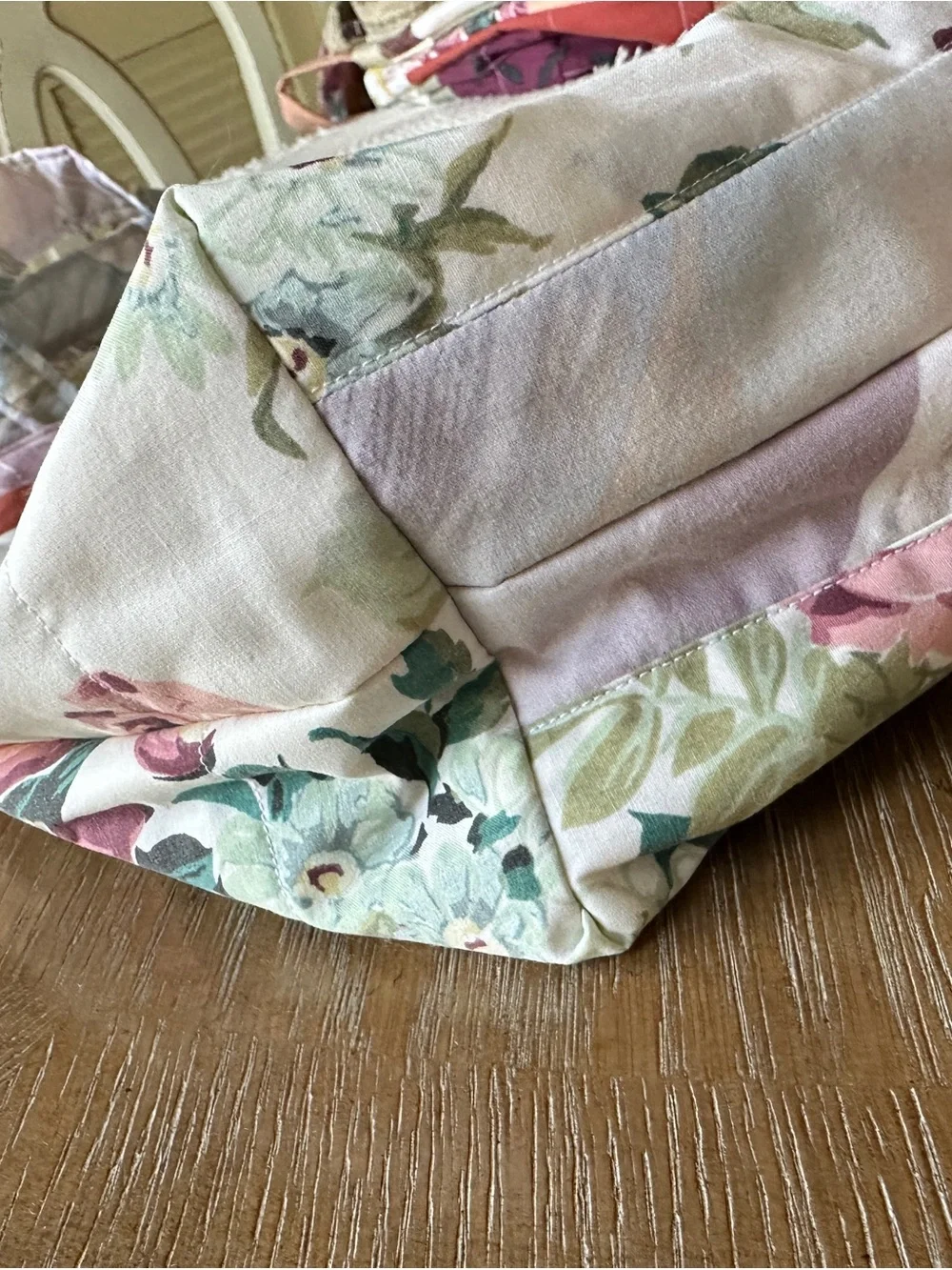 Floral Vintage Patchwork Tote Bag in Pink and Beige